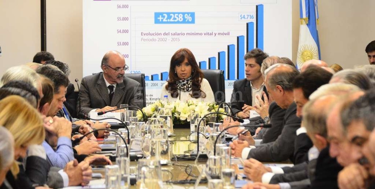 Oficializaron el monto actualizado del salario mínimo vital y móvil