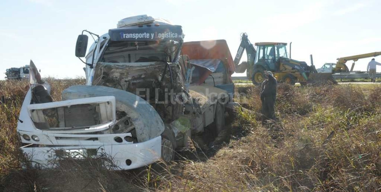 Chocaron un camión, un auto y dos omnibus en la Circunvalación
