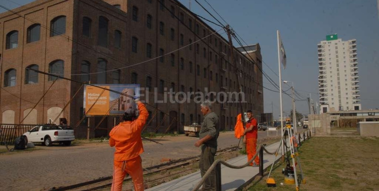 Comenzó la pavimentación del Dique II