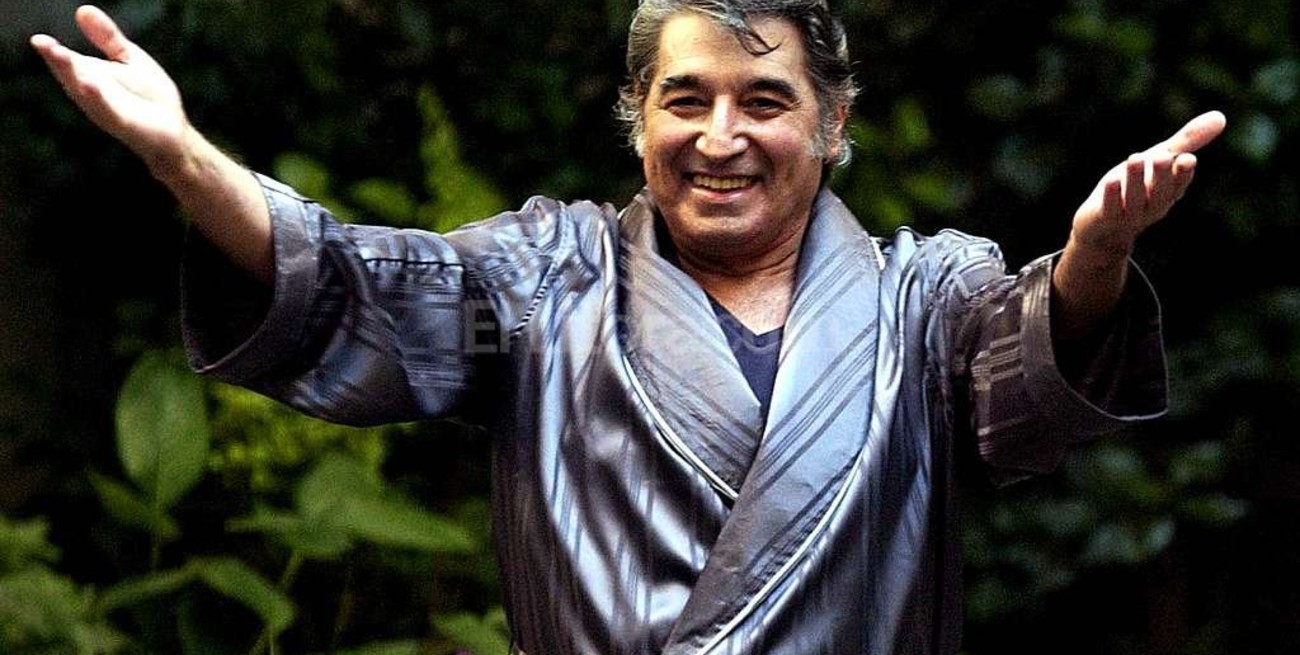 Exhumaron el cadáver de Sandro