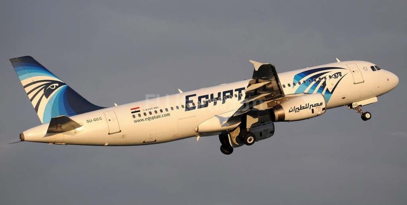 Encuentran la caja negra del avión de Egyptair accidentado en el Mediterráneo