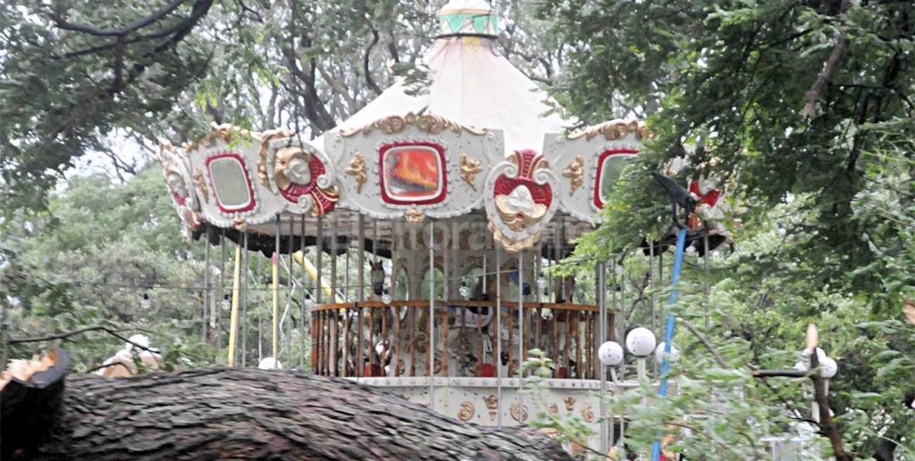 Video: daños severos en la Costanera por el temporal