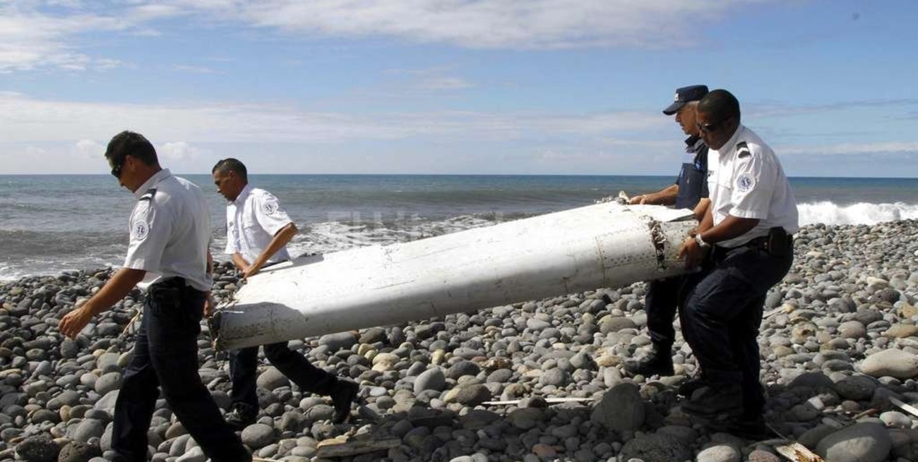 Confirman que los restos hallados pertenecen a un Boeing 777