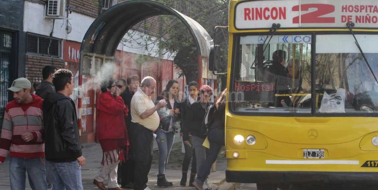 La línea 2 cambia de manos y mejora la frecuencia en El Pozo