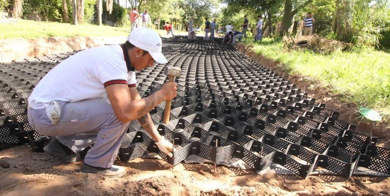 Licitan la compra de geoceldas para calles de Colastiné