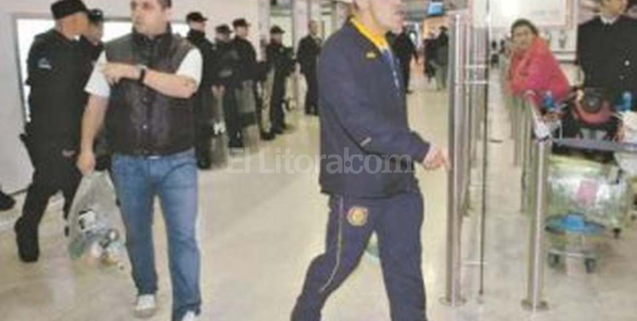 La barra de Rosario Central tiene retenido a un testigo del crimen de "Cara de Goma"