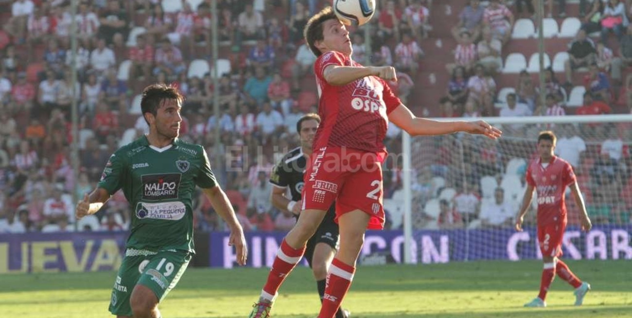 Unión viajó con 21  jugadores: ¿debuta Riaño? 