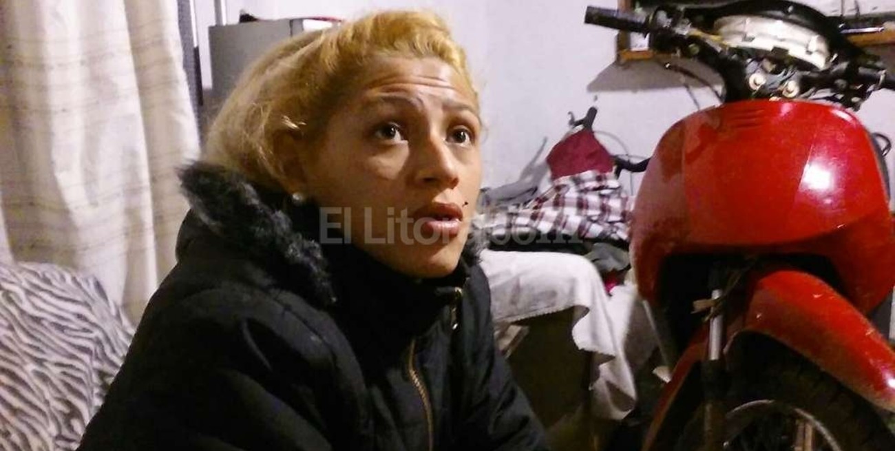 Acosada por proxenetas y vendedores de drogas