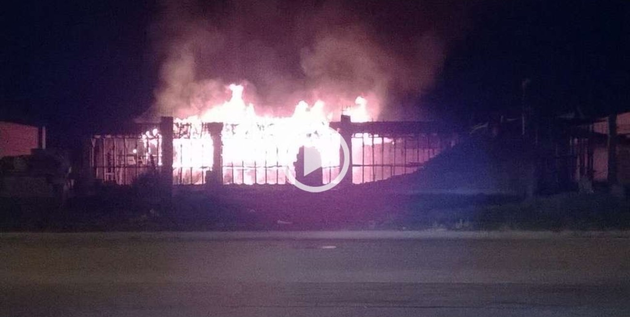 Incendiaron un edificio escolar en Santo Tomé