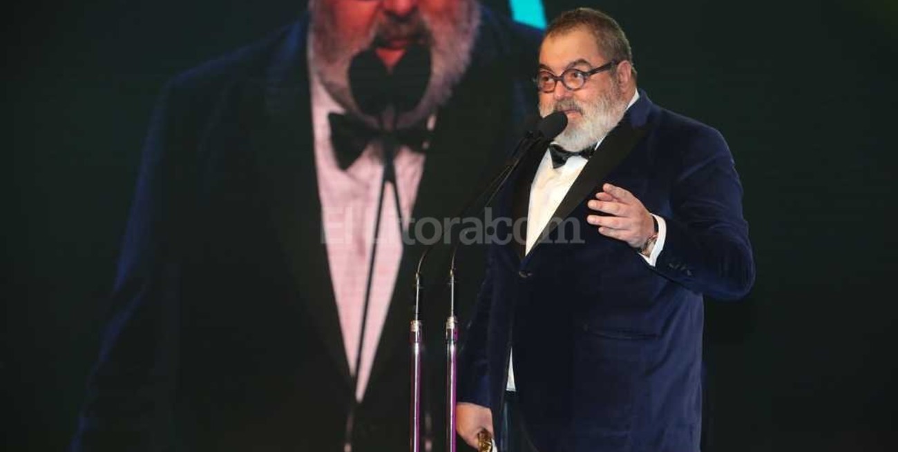 Lanata ganó el Martín Fierro de Oro y se lo dedicó a Cristina Kirchner