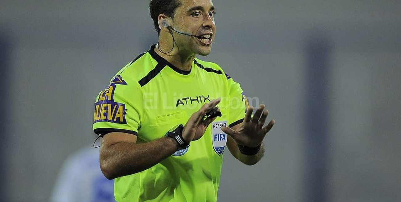 Ceballos y Aumente suspendidos por tiempo indeterminado