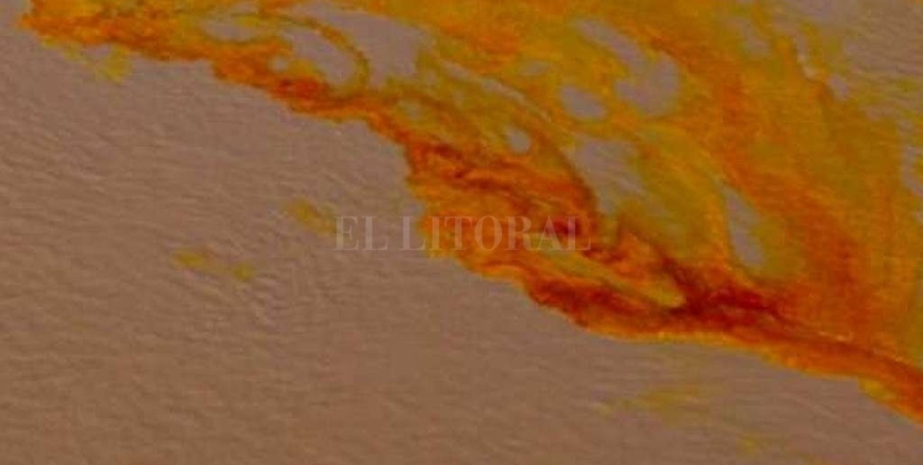 Otro derrame contaminante en el Paraná