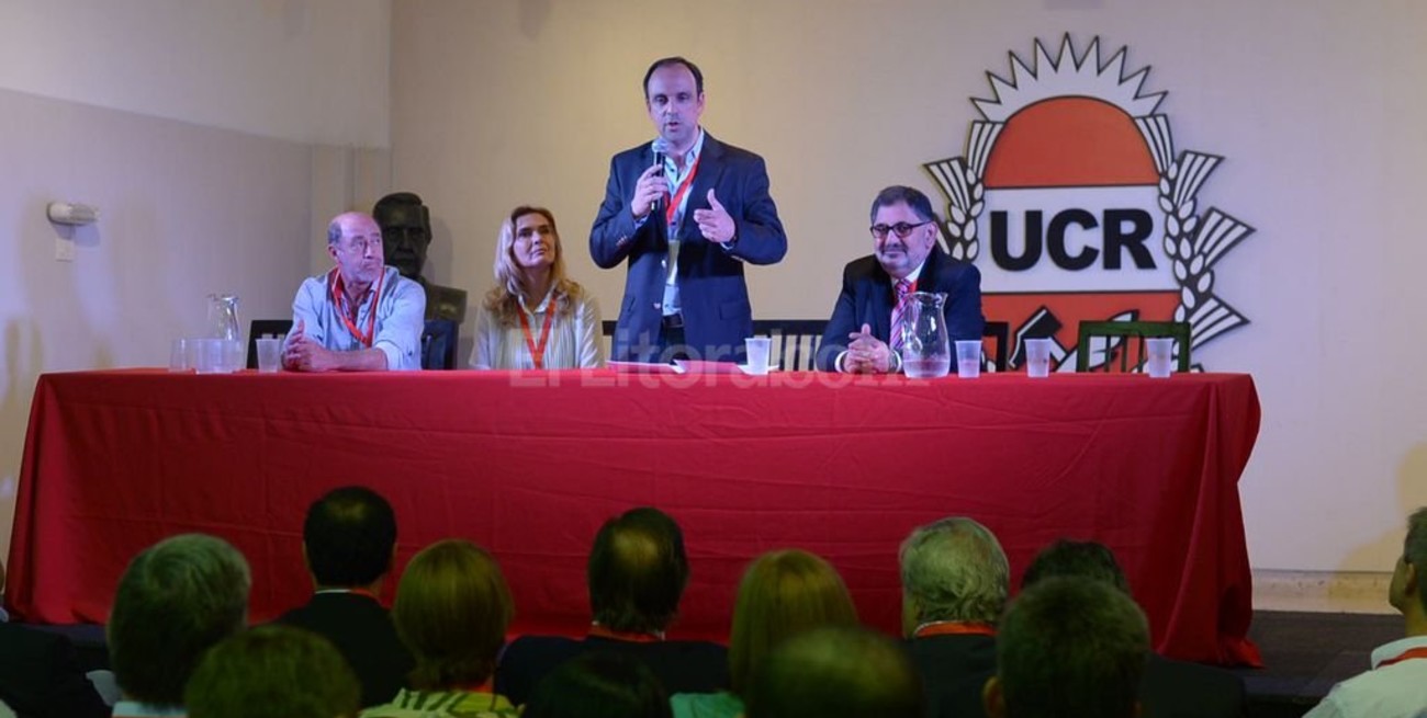 José Corral fue electo presidente de la UCR