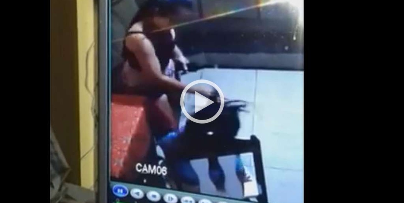 Niñera golpeadora detenida