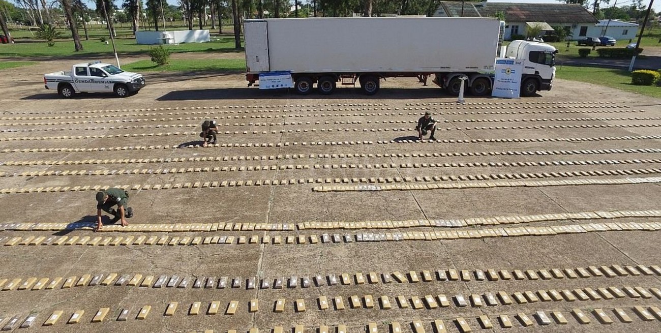 Secuestran más de cinco toneladas de marihuana y 136 kg de cocaína