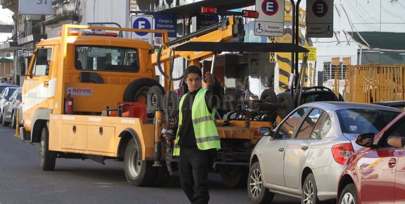 La mitad de las dársenas para discapacitados están indebidamente ocupadas