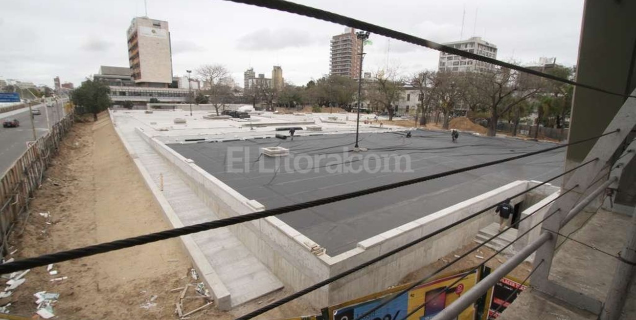 Esperan terminar a principios de noviembre el nuevo parque Alberdi 