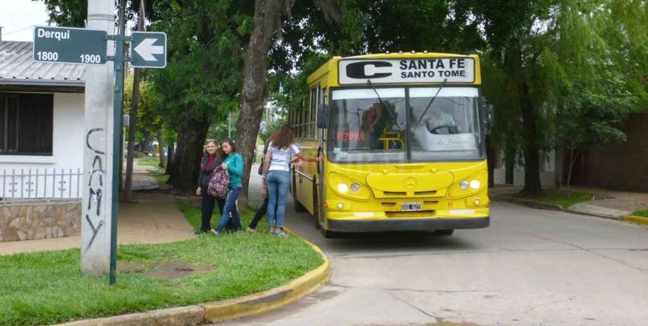 Proponen soluciones para problemas en el transporte público de pasajeros 