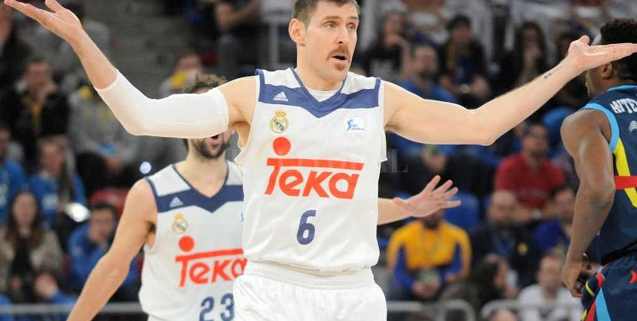 "Chapu" Nocioni anunció su retiro del básquet