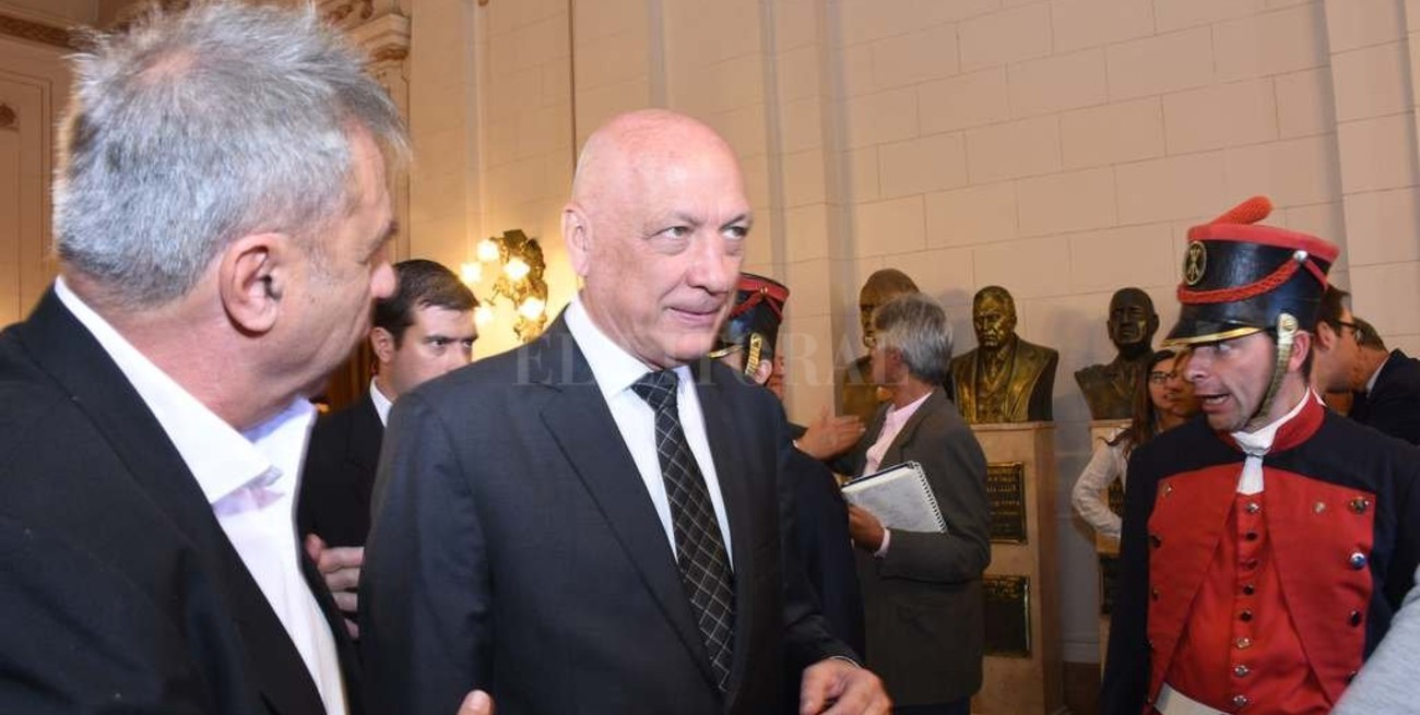 Para Bonfatti, Schneider y Matozo deberían presentar la renuncia