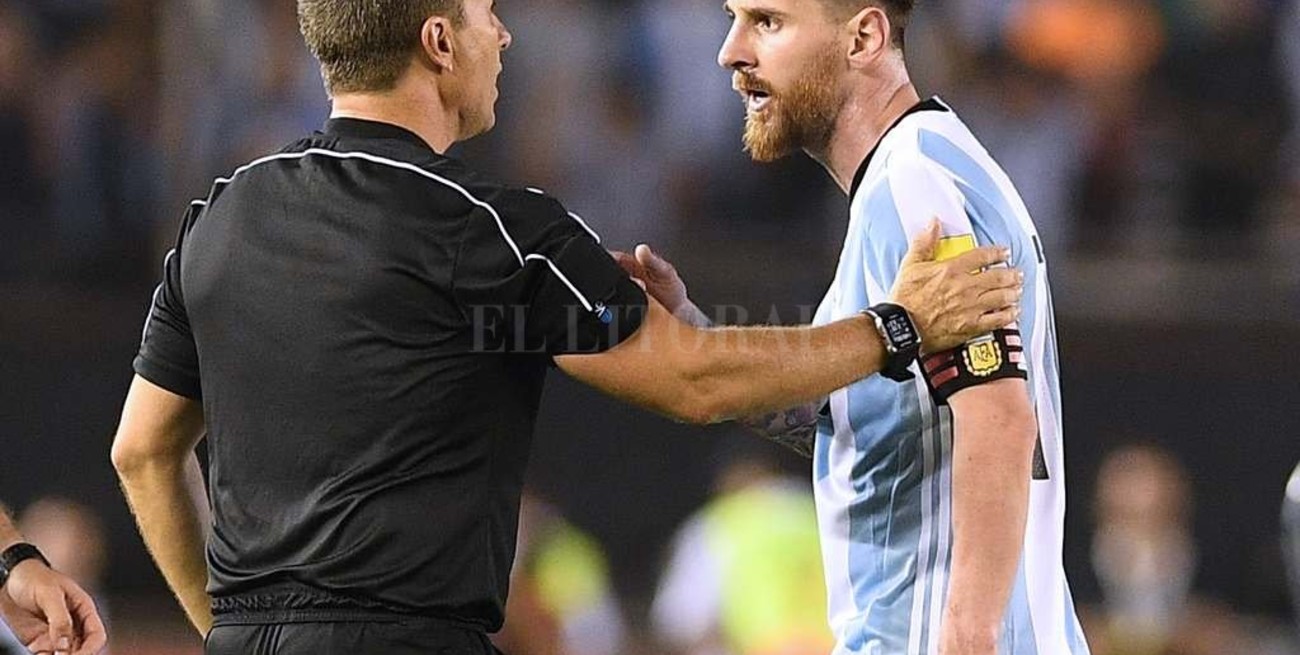 Levantan la sanción a Messi