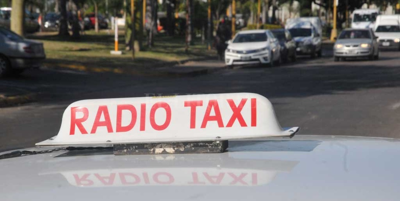 Motochorros asaltaron a un taxista en el oeste de la ciudad