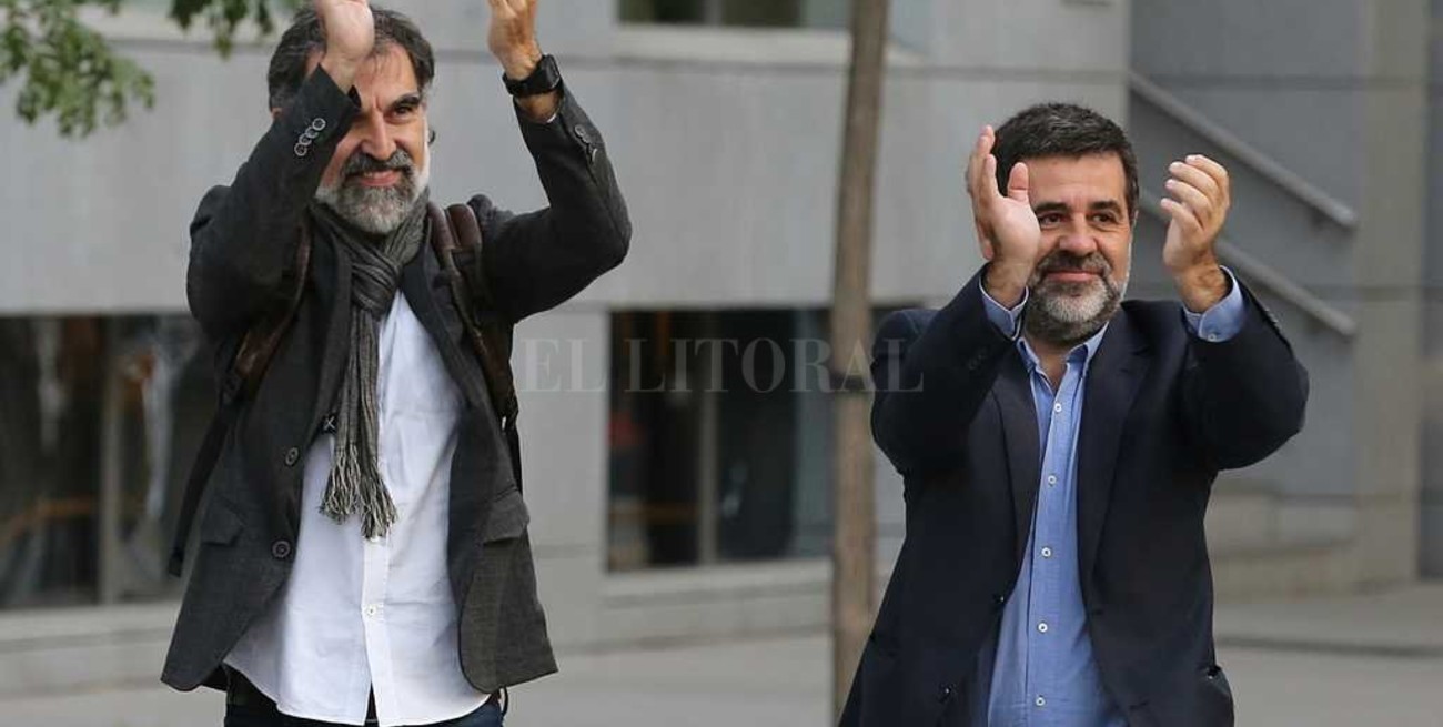 Prisión sin fianza para los líderes de las movilizaciones independentistas