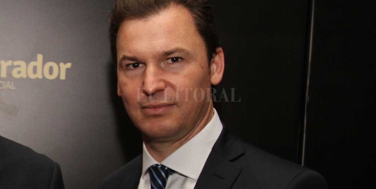 Adira renovó conducción