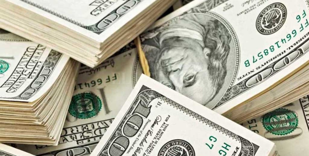 El dólar se acerca a los 19 pesos