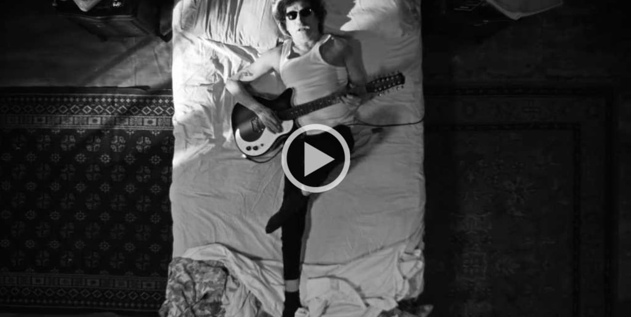 Mirá el videoclip de "Lluvia", el último trabajo de Charly Garcia