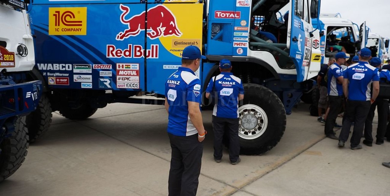 Con 64 argentinos y candidatos repetidos comienza el Rally Dakar 2018