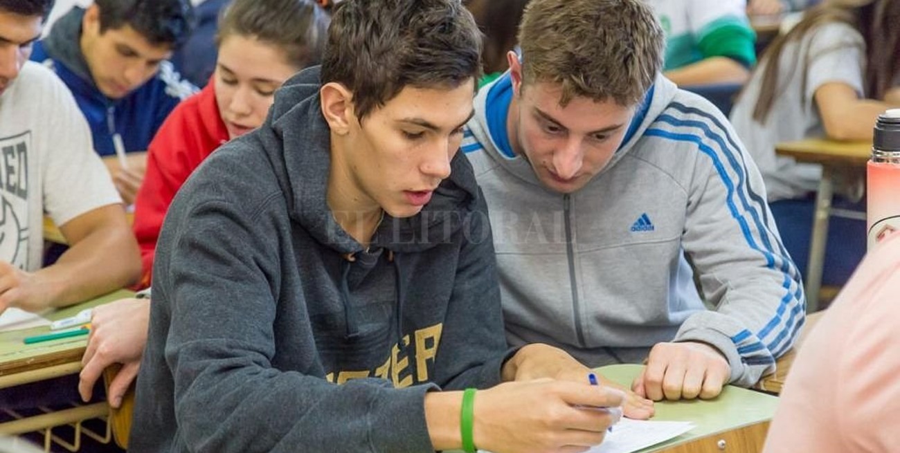 En Santa Fe la tasa de escolarización secundaria aumentó a 85%