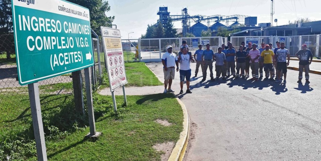Cargill suspendió la operación en sus plantas de Villa Gobernador Gálvez y Bahía Blanca