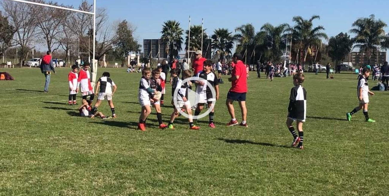 Se desarrolla el encuentro regional de rugby infantil en Santa Fe RC