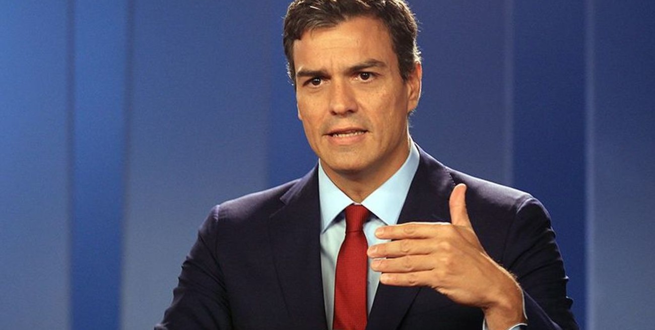 España acogerá al barco varado en el Mediterráneo con 600 inmigrantes 