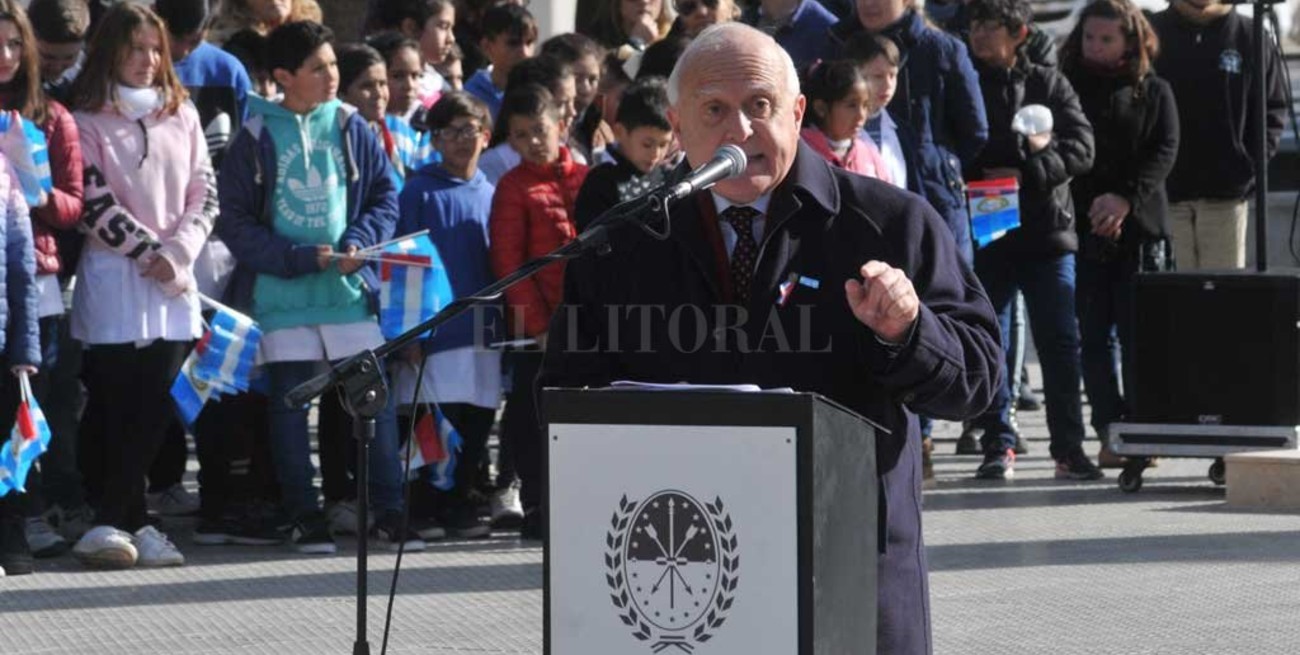 Reforma: tras el receso, Lifschitz espera "novedades" en Diputados