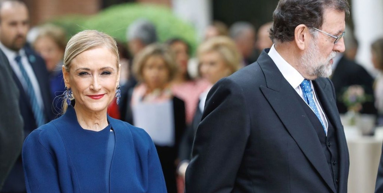 Nuevo golpe a Rajoy: dimite la presidenta de Madrid por un escándalo 