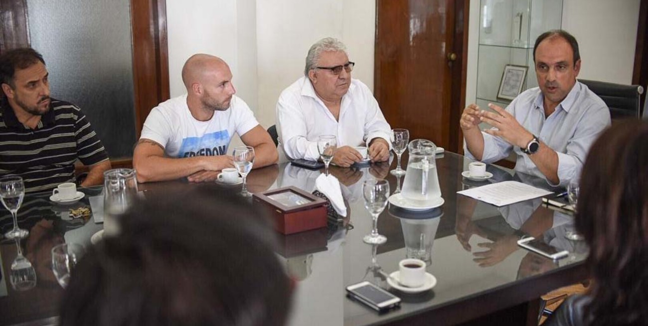 Casino: los sindicatos se reunieron con el intendente