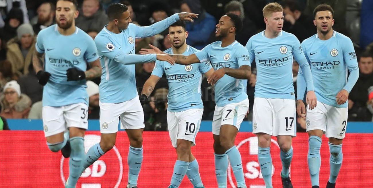 Record del Manchester City: ganó 18 partidos seguidos y sumó 58 puntos en 20 fechas