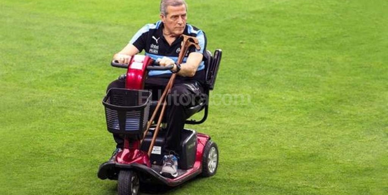 El "Maestro" Tabárez admite que sufre neuropatía crónica