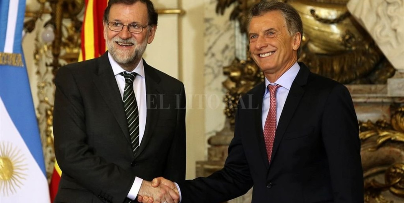 Macri habló con Rajoy y podría hacerlo con Trump