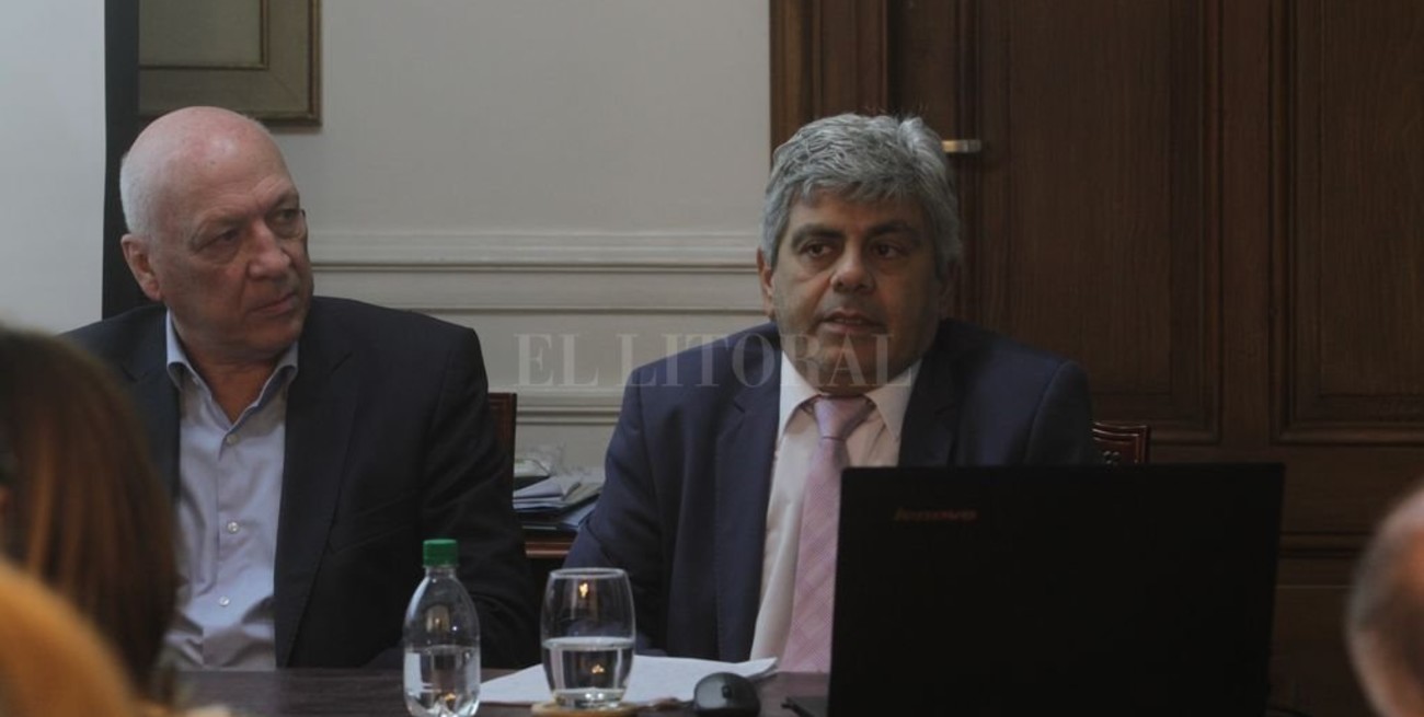 "Hoy la policía de Santa Fe hace todos los procedimientos de narcomenudeo" 