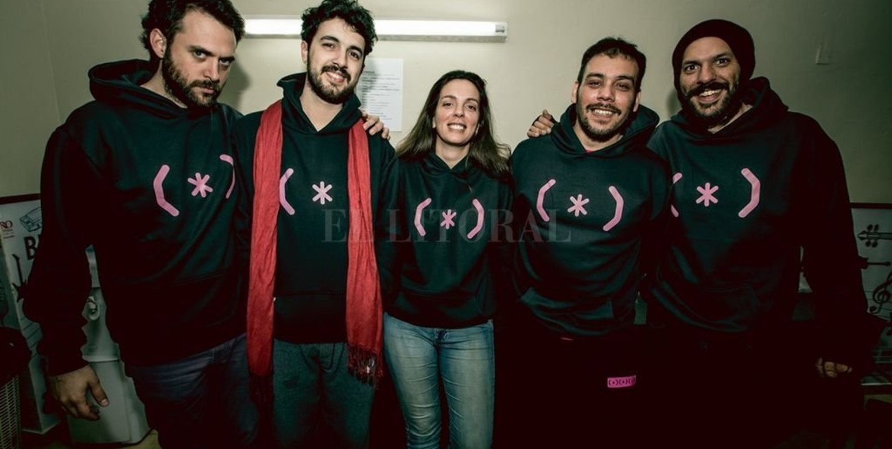 Mustafunk muestra "Culo" en Santa Fe