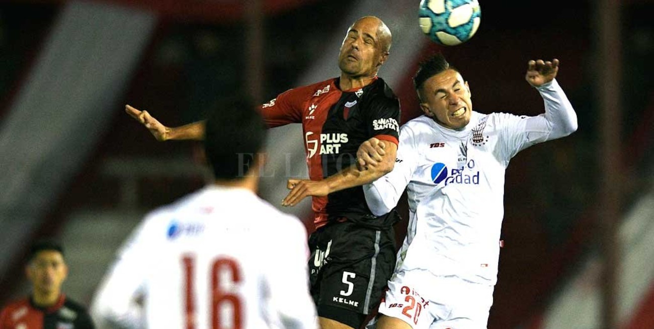 Un viaje con dificultades que agravan el momento de Colón