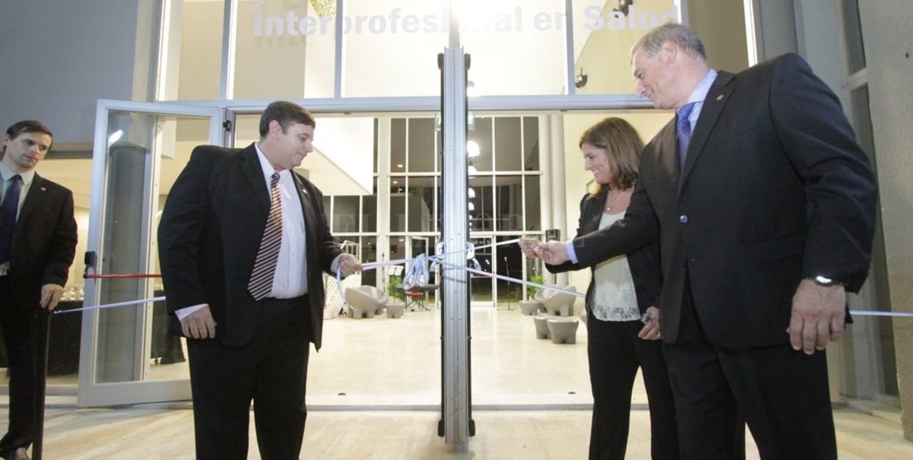 Se inauguró el nuevo edificio de la Facultad de Medicina