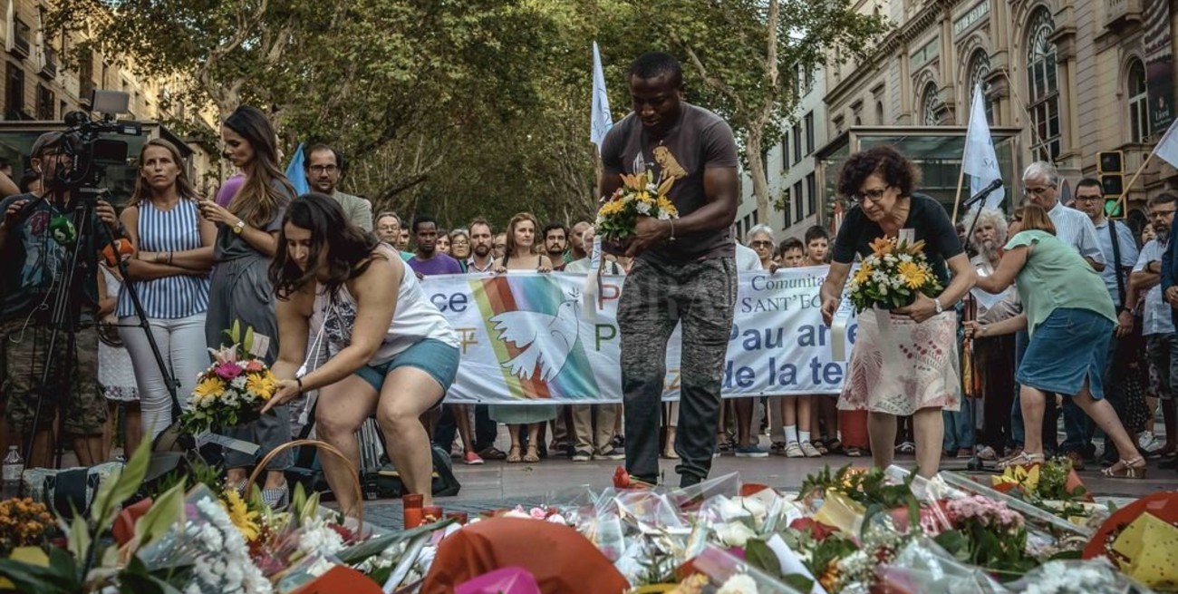 Las víctimas de los atentados de Cataluña denuncian abandono político 