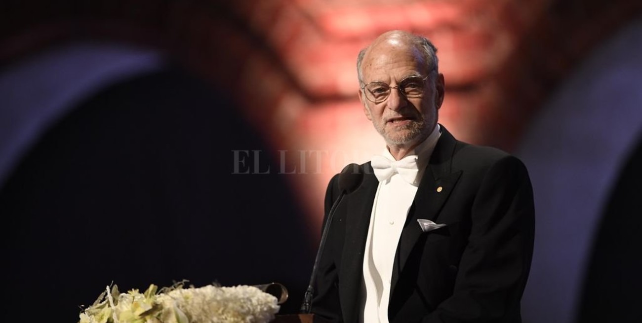 El premio Nobel de Medicina 2017 fue asaltado por "motochorros"