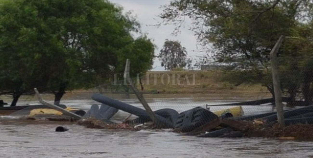 Córdoba: hay contaminantes en el agua del canal Los Molinos