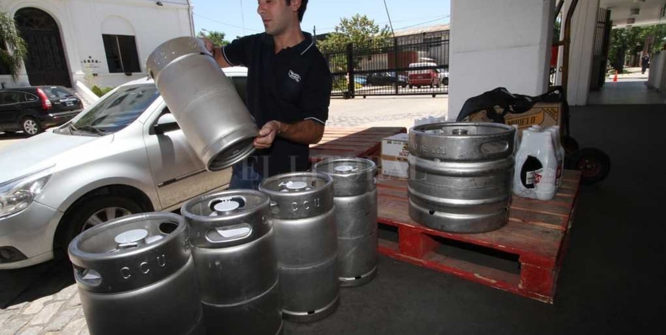 Barril de cerveza, un clásico del brindis santafesino