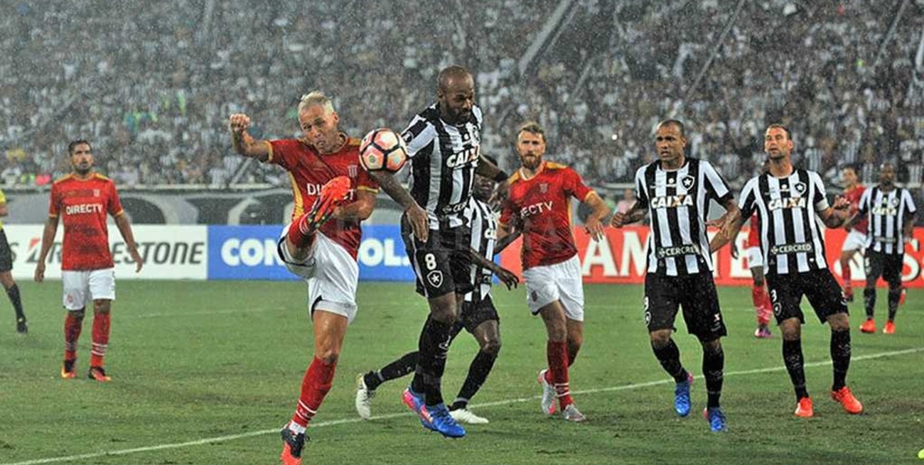 Copa Libertadores: Estudiantes perdió en Brasil 